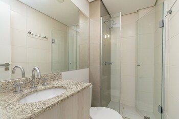 7th avenue oxford residence