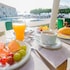 arrey hotel beach