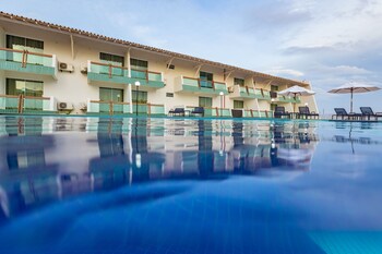 arrey hotel beach