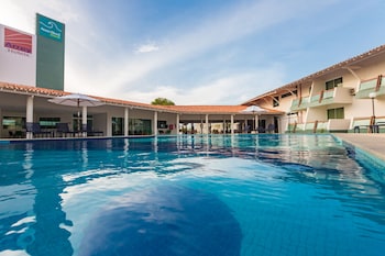 arrey hotel beach