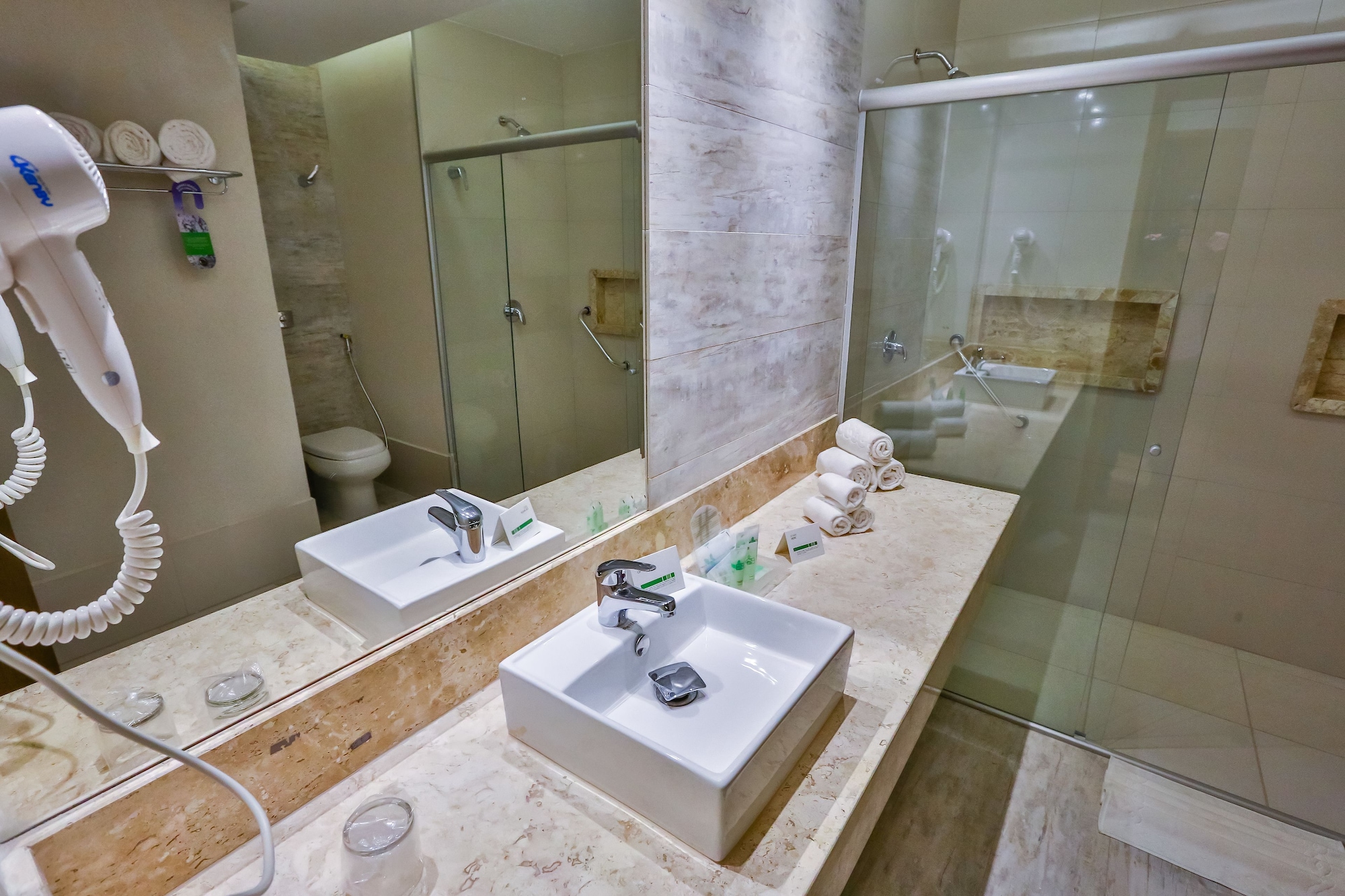 holiday inn goiania by ihg