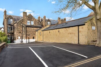 Belmont Guest House (Adults Only),Leeds>>Harrogate,4 star