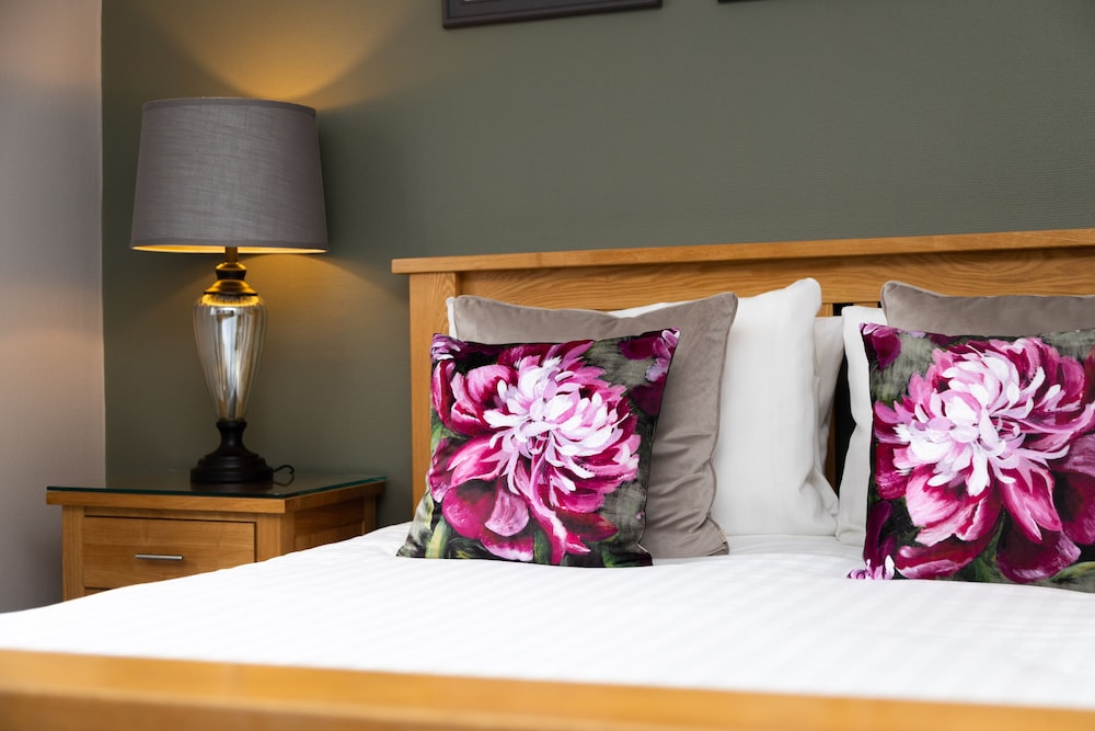 rufford arms hotel