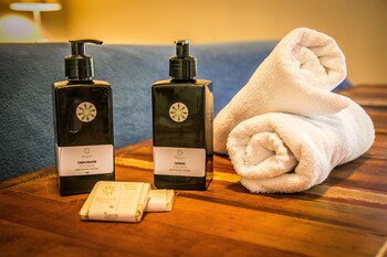 banana bamboo ecolodge