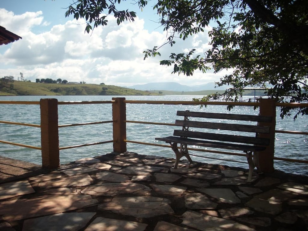 pousada do lago dutra