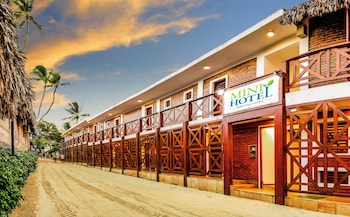 mini hotel adults only