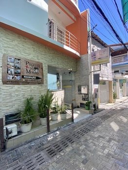 piratas do morro pousada hostel