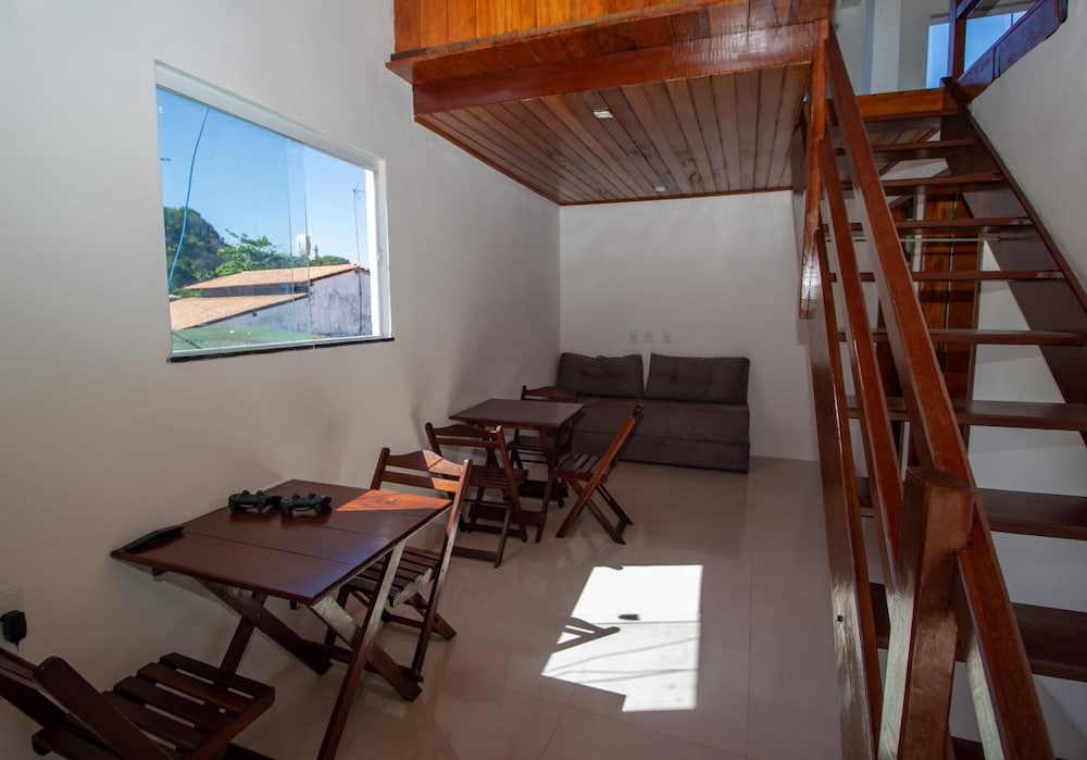 piratas do morro pousada hostel