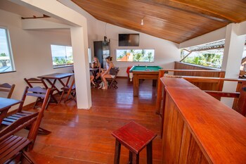 piratas do morro pousada hostel