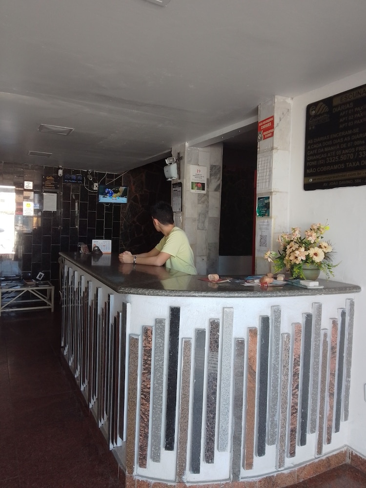 escuna hotel pousada