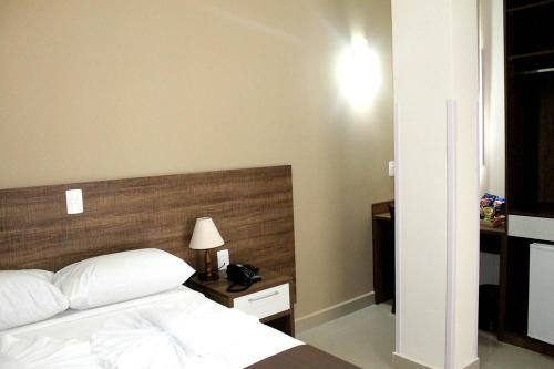 avare plaza hotel plus