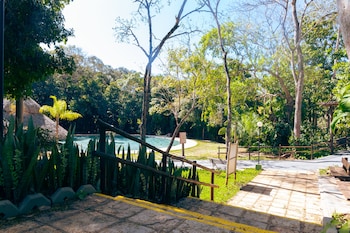 rio quente resorts eco chales
