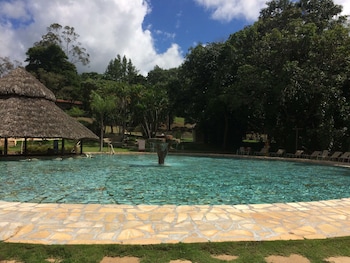 rio quente resorts eco chales