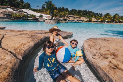 rio quente resorts eco chales