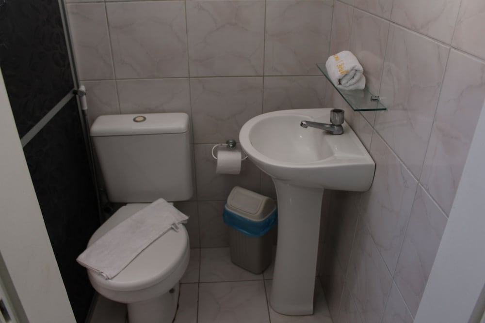 center 1 hotel