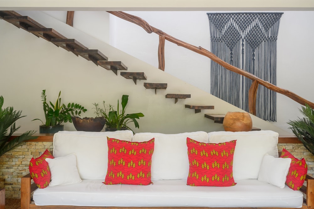 villa alegria la villa group