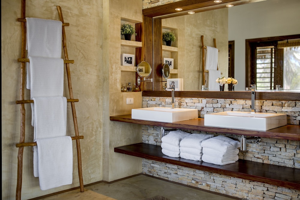 villa alegria la villa group