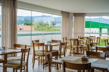 tri hotel sao joao batista