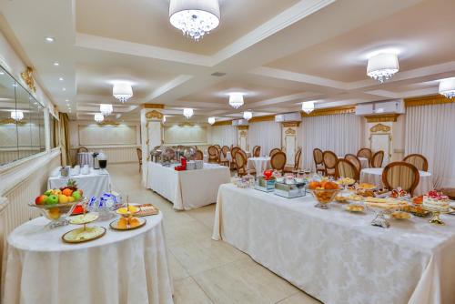 golden lis hotel boutique