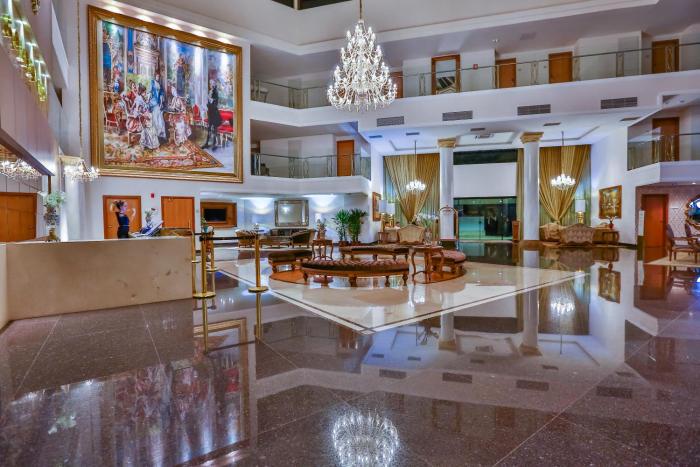 golden lis hotel boutique