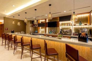 hyatt place macae