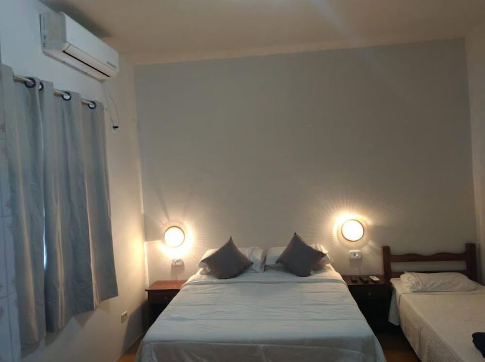 hotel pintado azul