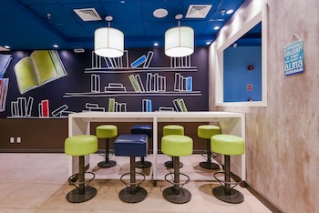 ibis budget santos gonzaga