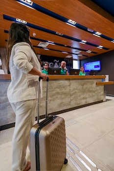 ibis budget santos gonzaga
