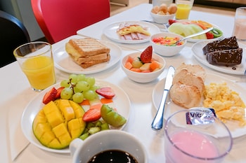 ibis budget santos gonzaga