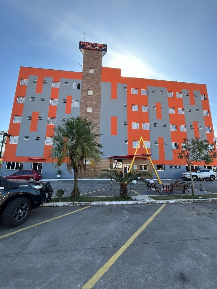 hotel infinity