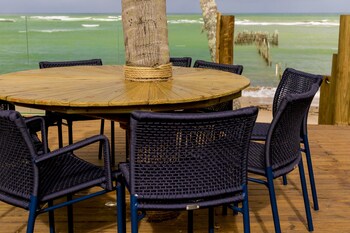 flor de lis exclusive hotel