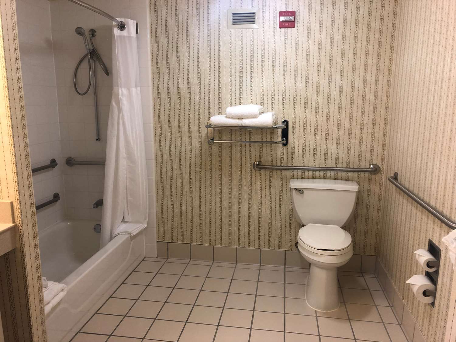 hilton garden inn addison