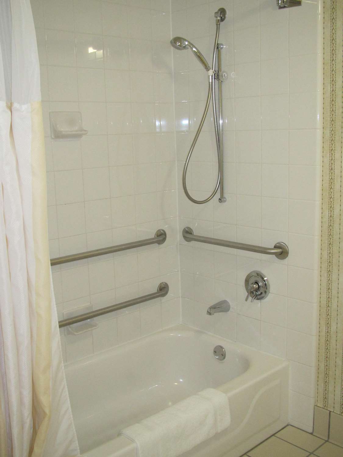 hilton garden inn addison