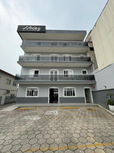 hotel heinz restaurante