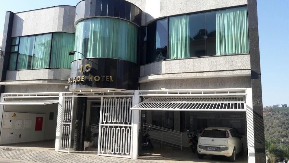 jc palace hotel