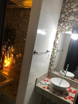 ubaense plaza hotel