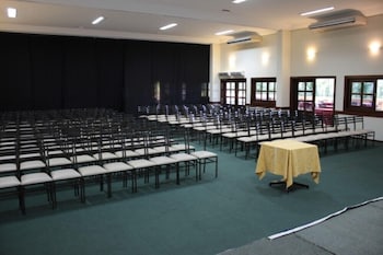 maria plaza hotel