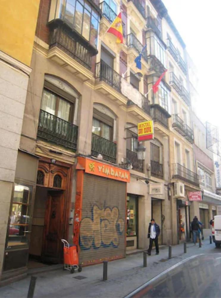 hostal san isidro