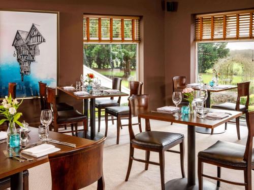 Mercure Chester Abbots Well Hotel,Cheshire West And Chester>>Cheshire,4 star