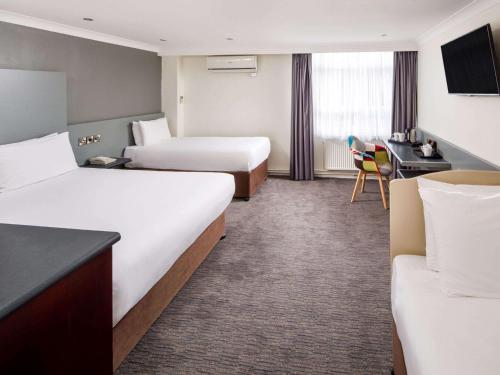 Mercure Chester Abbots Well Hotel,Cheshire West And Chester>>Cheshire,4 star