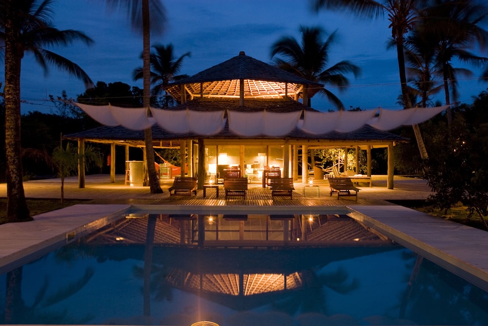 hotel vila naia