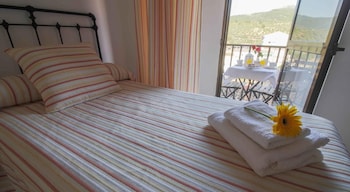 hostal alba taruta