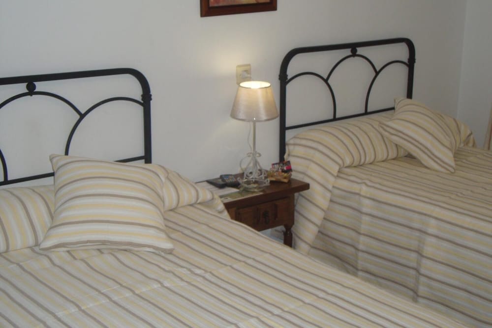 hostal alba taruta