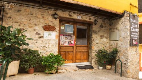 hostal alba taruta