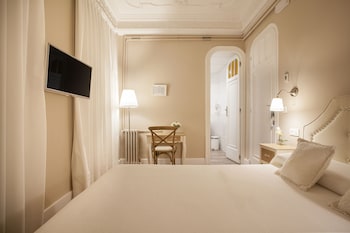 hi valencia boutique