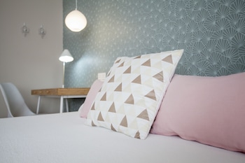 hi valencia boutique