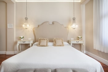 hi valencia boutique