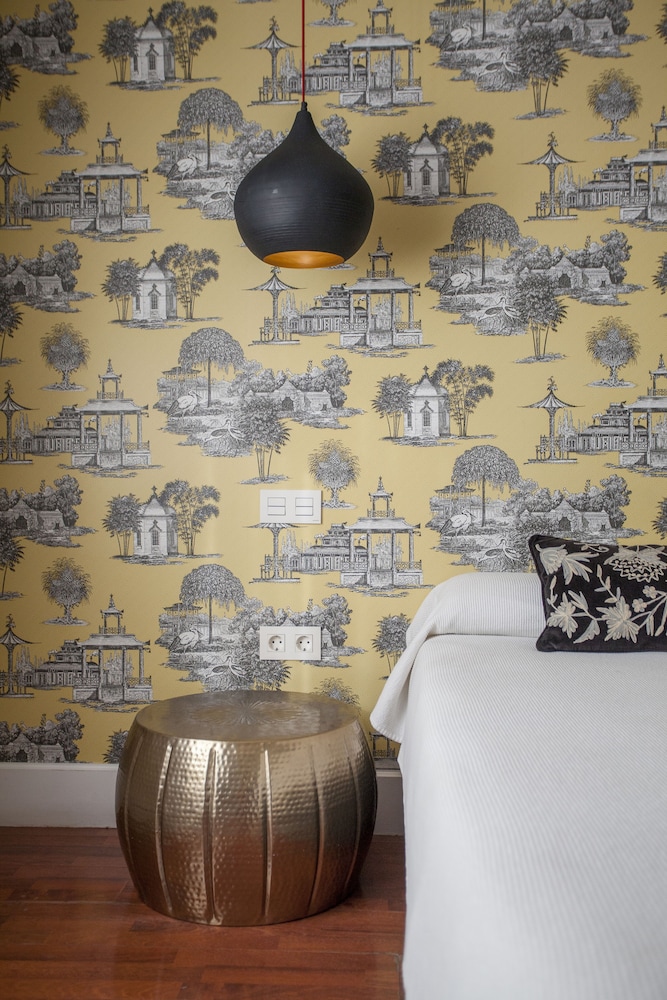 hi valencia boutique