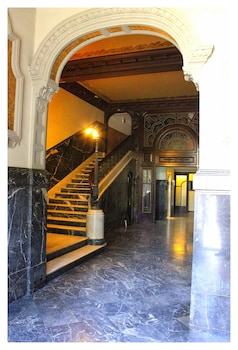 hi valencia boutique