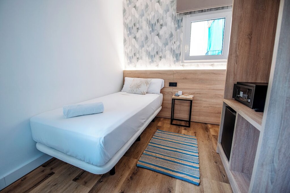 sweet lloret suites